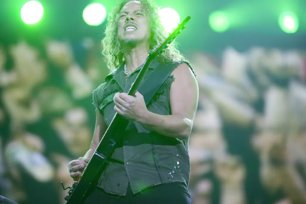 Kirk Hammett of Metallica performing at Sonisphere 2011